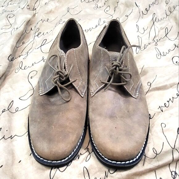 Penguin mens shoe   - Picture 2 of 11